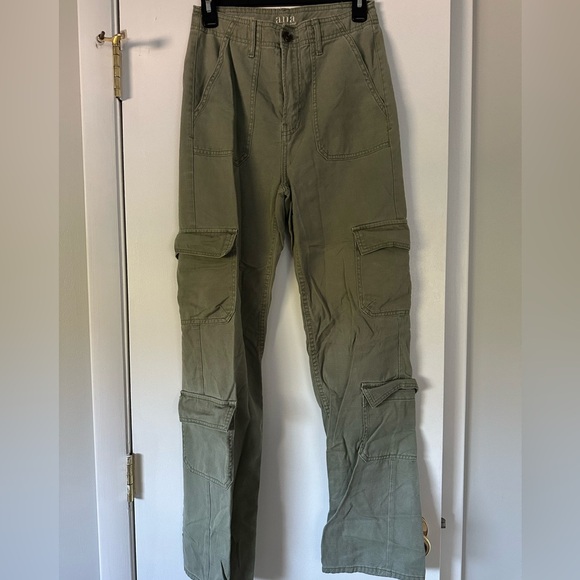 A.N.A Women’s Olive Vintage Cut Cargo Pants Size 2 Boho Casual Style - Picture 1 of 3
